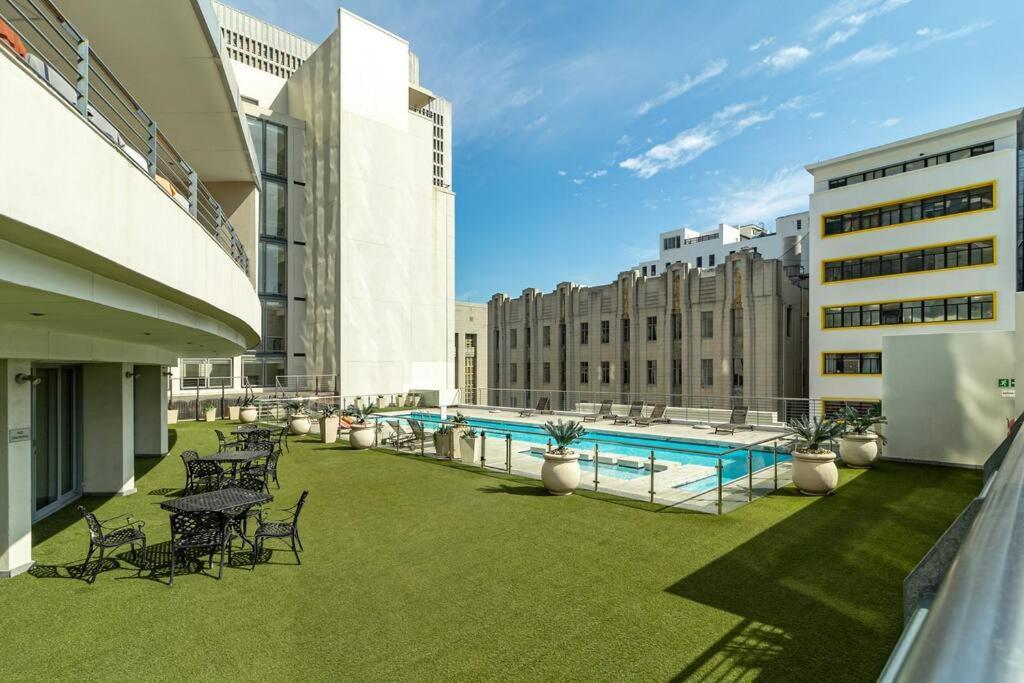 Haven 2 Bed Prime Location Apartment Cape Town
