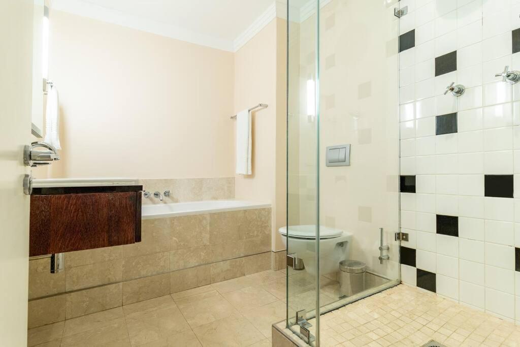 Haven 2 Bed Prime Location Apartment Cape Town